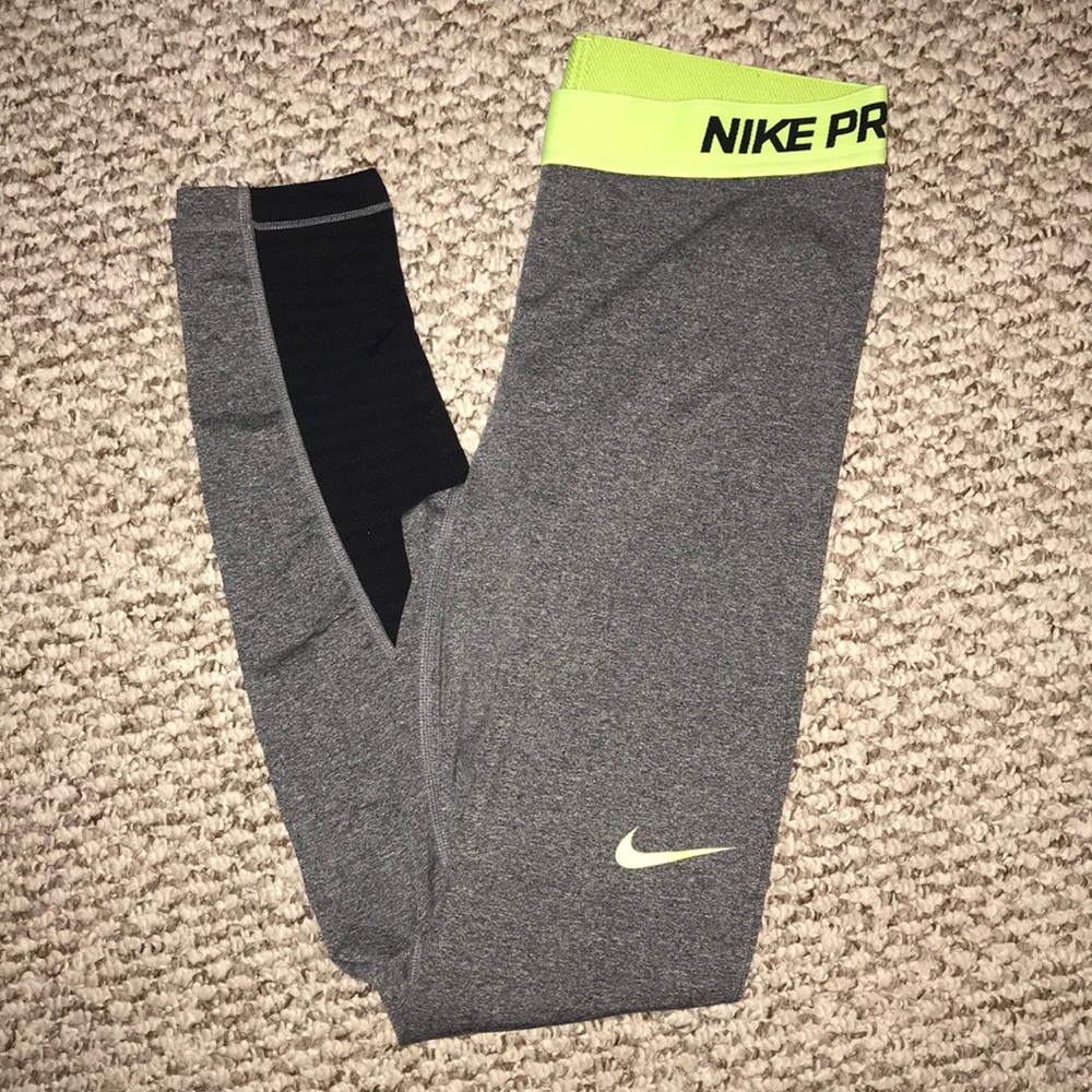 Nike pro full length leggings, size medium